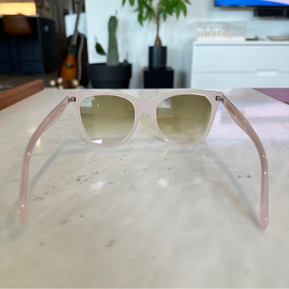 NWOT AUTHENTIC CELINE PARIS Oversized Cat Eye Sunglasses in Milky Light Pink - Picture 4 of 9